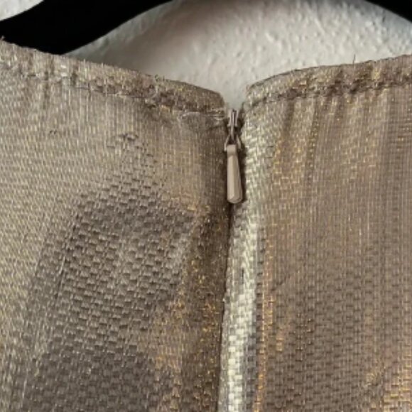 NWT Alice McCall 2 Cities Metallic Gold Ruffled Mini Dress Size 4 - Picture 5 of 6